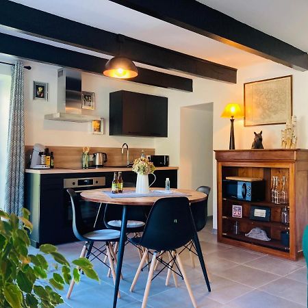 Charmante Petite Maison Renovee Quistinic Exterior photo